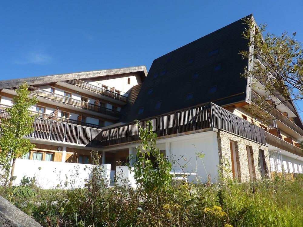 Appart hôtel Vacancéole - Les Gentianes 2*